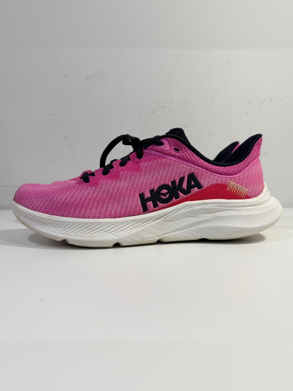 Hoka One Solimar Pink Shoes Running Athletic Women’s US 8.5B 1123075 SRBR